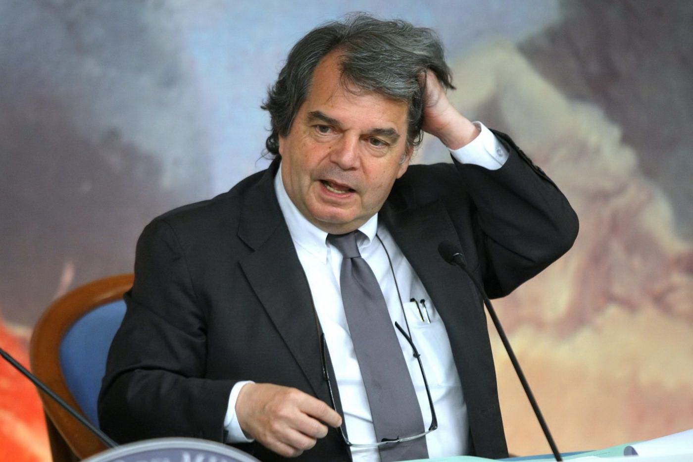 Dopo Grillo arriva Brunetta: “basta euro”