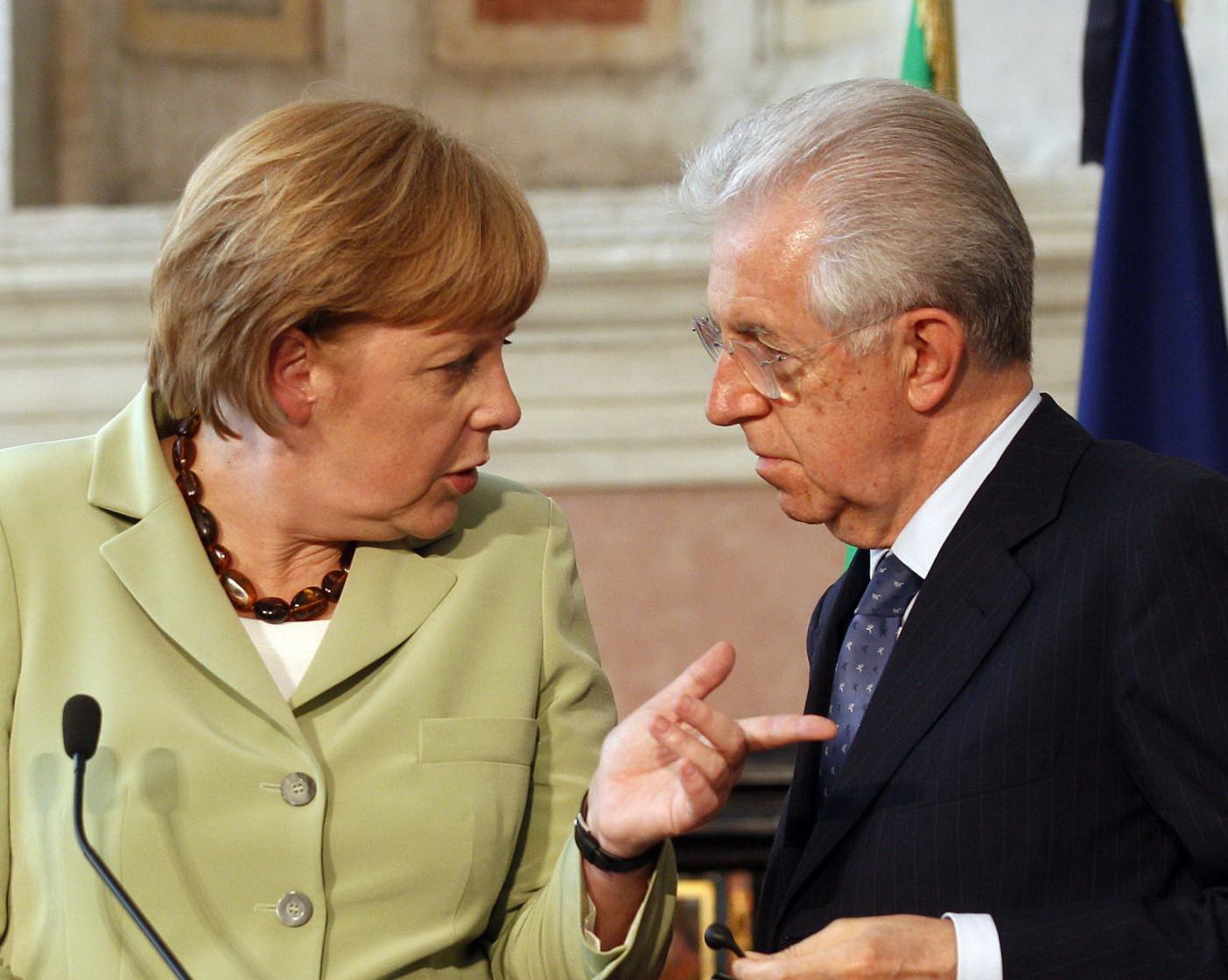 Ft: Le dimissioni di Monti per salvare l’euro