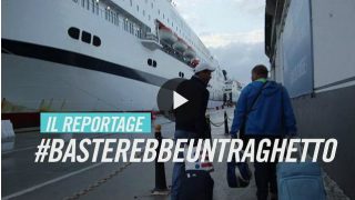 "Basterebbe un traghetto": Fischia il vento sulle rotte dei migranti