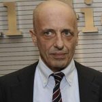 Il Giornale e Il Foglio si compiacciono della nuova linea di Repubblica anti-giudici Il Giornale e Il Foglio si compiacciono della nuova linea di Repubblica anti-giudici