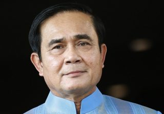 Referendum alla thailandese? Al Fatto la sparano grossa